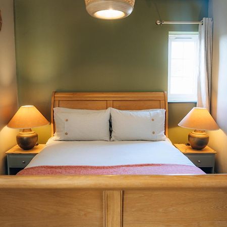 The Hideaway - Stratford Upon Avon - Central - Free Offstreet Parking - 2 Bedroom Luxury Apartment Buitenkant foto