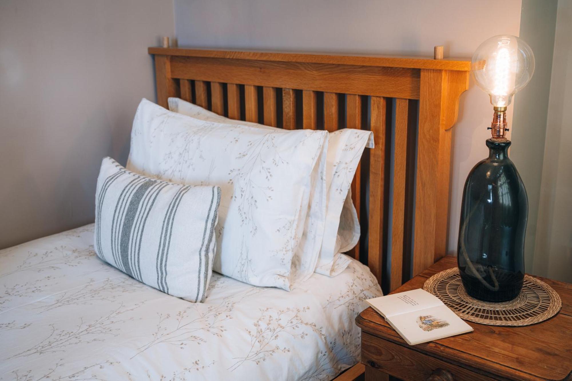 The Hideaway - Stratford Upon Avon - Central - Free Offstreet Parking - 2 Bedroom Luxury Apartment Buitenkant foto